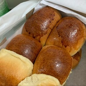 Meet your Posher, Hsini